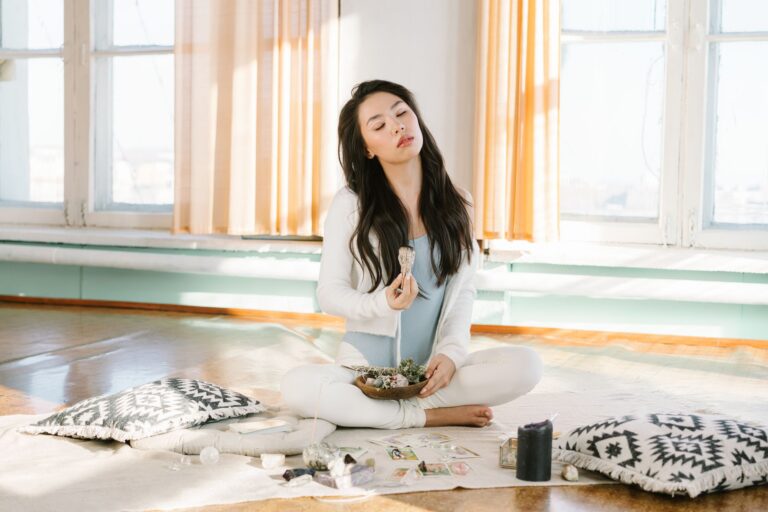 Awaken Your Inner Compass: A Step-by-Step Full Moon Ritual for Clarity & Release - AnimalSoulDecoder