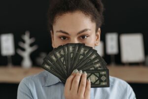 How to Do Your First Tarot Reading: Beginner's Guide 2023