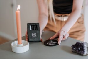 Beginner's Guide to Creating Protection Spells: A Step-by-Step Spiritual Tutorial